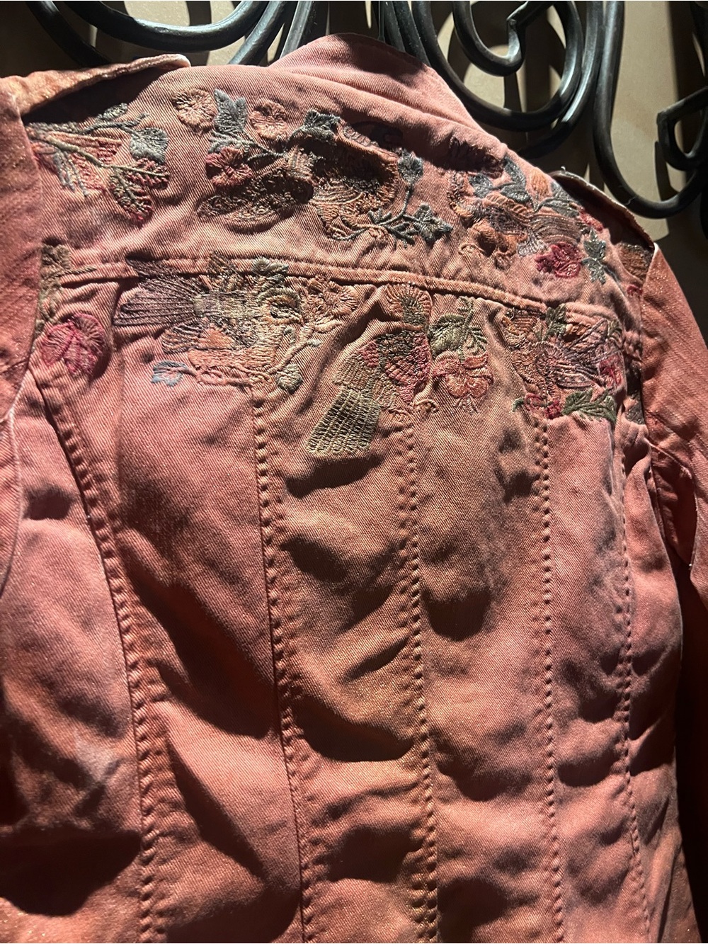 Gusto Barcelona vintage runway Embroidered Coral Quilted Front Jacket - Picture 7 of 10